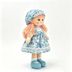 Muñeca de Trapo Personalizada con Diseño Floral Azul, Muñeca de Tela Suave, Zapatos de Tela Azul Claro, <span class=keywords><strong>Calcetines</strong></span> Blancos hasta el Tobillo, Lazo para Colgar como Adorno - Product Image 1