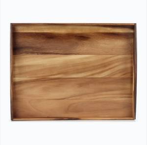 Plateau de service rectangulaire en bois d'acacia de couleur naturelle fait à la main de qualité supérieure avec poignées pour servir le thé, le café et la décoration - Product Image 3