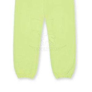 Pantalones Deportivos Holgados de Estilo Urbano Diseñados con Tela Cómoda y Corte Holgado - Product Image 5