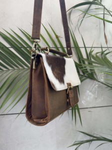 Sac à main pour femme en cuir de vachette western bohème Sac à bandoulière multi-usage avec lettre de décoration Offre Spéciale - Product Image 3