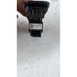 Panneau de boutons avant droit VOLVO V40 Série (16>) 31394840 - Product Image 2