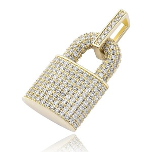 Colgante de Hip Hop de Plata de Ley 925 de lujo para hombres VVS Moissanite Diamond con colgante de piedra con patrón de letras chapadas en oro - Product Image 1