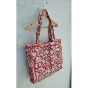 Bolso Tote Acolchado de Algodón con Cierre Abierto para Mujer, Bolso de Lona Hecho a Mano con Logotipo Personalizado y Decoración de Cadena para Uso Diario en Invierno - Product Image 6