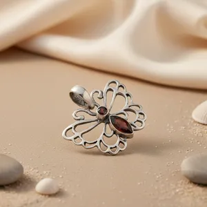Pendentif Fleur Bohème Personnalisable en Argent 925 avec Pierre Grenat Art Palace, Bijou Femme pour Usage Quotidien - Product Image 3