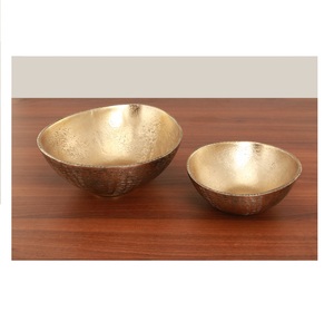 Vente chaude moderne Texture décor métal plat bol nouvelle salade fruits chocolat noix assiettes de service pour la fête à la maison usage quotidien - Product Image 1