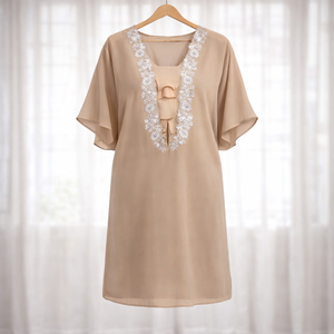 Tunique de plage pour femme en taupe sereine, col en V, durable, tissée et lavable, avec taille naturelle - Product Image 3