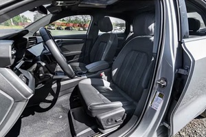 Audi A3 Premium Plus quattro 2023 Certificado, Sedán Usado en Excelentes Condiciones - Product Image 3