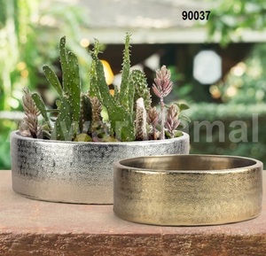 Maceta de Metal para Jardín - Product Image 1