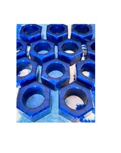 Servilleteros de resina transparente con copos dorados que ofrecen un aspecto atemporal y elegante para arreglos de banquetes de lujo - Product Image 5