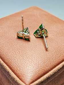 Wholesale Emerald Gemstone Pear Cut Prong <b>Set</b> 925 Solid Sterling <b>Silver</b> Natural Gemstone <b>Earring</b> Handmade Jewelry <b>Stud</b> <b>Earrings</b> - Product Image 4