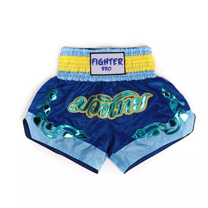 Custom Made MMA Muay Thai Shorts 100% Polyester Logo Brodé Combat Kickboxing Formation Shorts de Boxe pour Hommes - Product Image 1