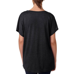 Camiseta holgada de manga corta con cuello redondo y corte bajo para mujer - Product Image 4