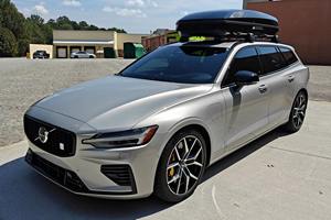 Volvo V60 Recharge Polestar 2024, boîte automatique, moteur optimisé, titre propre, sans accident, faible kilométrage, prêt pour l'expédition - Product Image 5