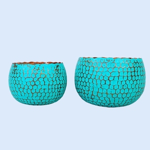Bol en cuivre moderne et élégant avec motif en nid d'abeille pour la décoration intérieure et les collations aux fruits de mariage Art en métal artisanal - Product Image 4
