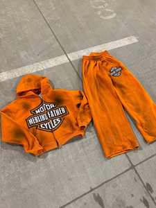 Vente en gros Ensembles pantalons de survêtement et sweat à capuche évasés avec broderie d'un poids lourd personnalisé Vêtements de rue délavés à l'acide Survêtement baggy en coton - Product Image 5