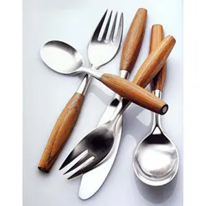 Ensemble de cuillères, fourchettes et couteaux en acier inoxydable, style incroyable, manche en bois, couteau poli miroir argenté, ensemble de couverts