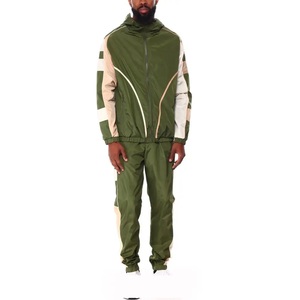 Ensembles de nylon surdimensionnés avec logo personnalisé des fabricants Veste coupe-vent en nylon Survêtement coupe-vent Vestes Survêtement pour hommes - Product Image 1