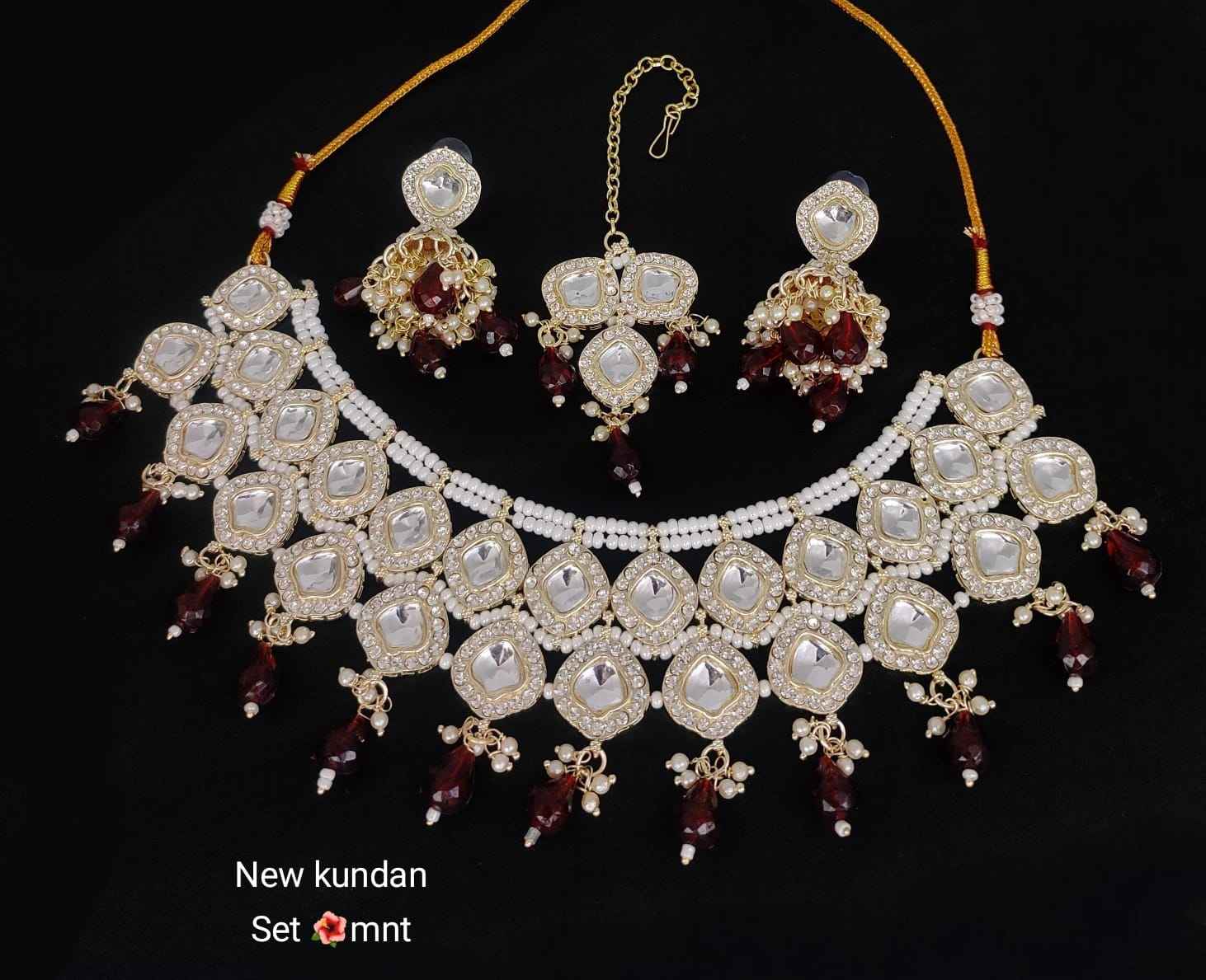 สีน้ำตาล