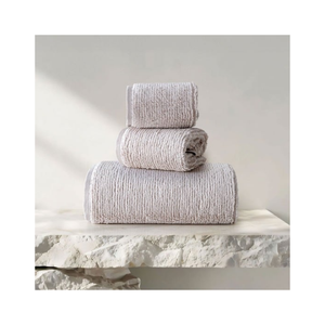 Serviette de bain en coton jacquard à rayures solides 28x56 pouces 620GSM avec motif en maille diamant et texture anti-peluches Fabriquée en Inde Qualité d'exportation - Product Image 5