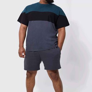 Vente en gros de vêtements d'été, nouvelle arrivée, ensembles pour hommes, t-shirt à manches courtes et shorts, couleur unie, vêtements pour hommes, ensembles pour hommes - Product Image 2