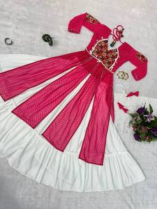 Dernier Designer Pur Rayonne Coton Imprimé Travail Lehenga Choli Par FabZone - Product Image 2