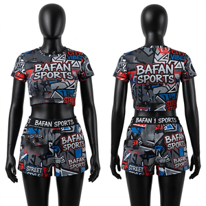 Conjunto de Top Corto y Pantalones Cortos de Poliéster Elastano de Alta Calidad de 190 GSM para Mujer, Estilo Urbano, Multicolor, con Logotipo Sublimado Personalizado - Product Image 4