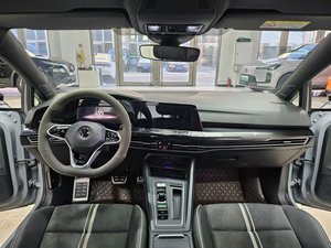 Livraison mondiale pour Volkswagen Golf 280TSI DSG R-Line 1.4T 2022 avec sièges chauffants en stock - Product Image 4