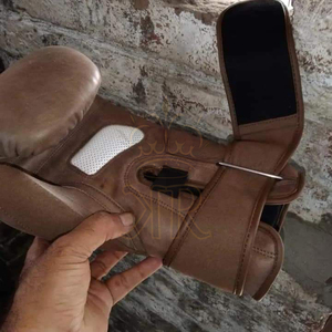 Guantes de boxeo tailandeses profesionales de alta calidad Logotipo personalizado Guantes DE LUCHA cómodos y de cuero - Product Image 2