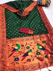 Nuevo Saree Pethani Premium de Georgette Suave Multicolor de Secado Rápido con Borde en las Mangas para Bodas y Eventos - Product Image 5