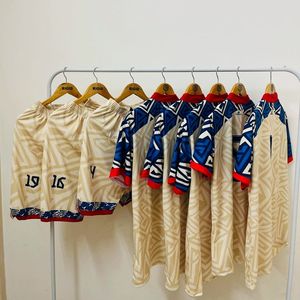 Maillot de football américain européen Tissus en maille de polyester Maillot de sport Bangladesh Apparel Stock Lot Surplus Chemise de sport - Product Image 5