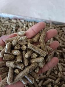 Granulés de bois à vendre Carburant de chauffage propre et fiable Granulés de bois de qualité supérieure en stock - Product Image 4