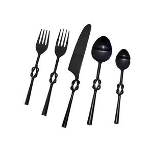 Ensemble de couverts à manger au design élégant noir Ensemble de couverts de luxe et acier inoxydable de qualité supérieure idéal pour les hôtels et les restaurants - Product Image 1