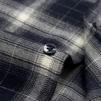 Chemise habillée en flanelle teinte en fil anti-rides pour homme, motif à carreaux, manches longues, tissu coton/polyester, impression de logo personnalisée, été