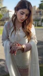 Bordado de secuencia de seda romana en seda Mono Banglory para borde y borlas de perlas Top y Salwar con borde Mono Banglory Dupatta - Product Image 5