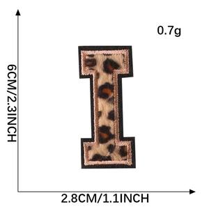 Personalizado al por mayor para ropa bolsa sombreros Chenille Tigre toalla bordado MAMA letras alfabeto parche de hierro alfabeto sonriente - Product Image 3