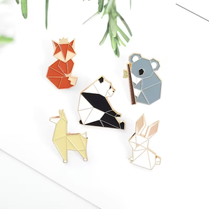 Épingle à revers personnalisée pour vêtements, choix idéal pour les cadeaux, broches tendance en métal, épingles à revers colorées, badge pour homme et femme - Product Image 4