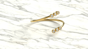 Anillo Abierto de Lujo en Oro de 18K con Diamantes Redondos, Anillo Minimalista Apilable, Regalo de Boda o Aniversario para Mujer - Product Image 3
