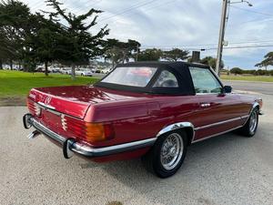 Buena Oferta para un Mercedes-Benz 450SL de 1973 con Motor V8 de 4.5 Litros, Interior Marrón, Techo Rígido del Mismo Color Incluido - Product Image 4