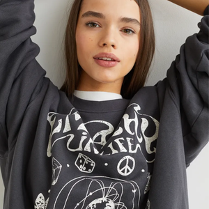 Sudaderas de mujer al por mayor Sudadera con capucha cómoda e informal de invierno - Product Image 3