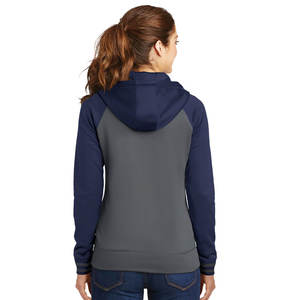 Sweat à capuche thermique zippé en molleton français de haute qualité pour femme, personnalisable - Product Image 5