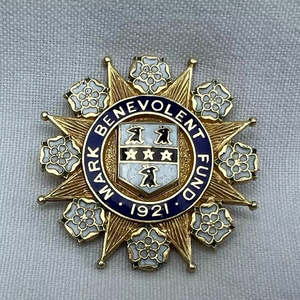 Badges métalliques sur mesure de haute qualité pour uniformes, vente en gros, accessoires de cérémonie de qualité supérieure - Product Image 6