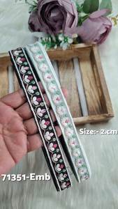 Bordure en dentelle vintage écologique brodée de fleurs multicolores de 1 pouce de qualité supérieure pour robe de mariée, sari, vêtement, bricolage - Product Image 5