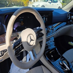 El Mercedes-Benz E450 4Matic Cabriolet Más Genial del 2023 - Product Image 2