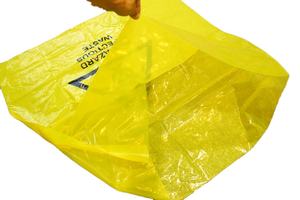 ถุงขยะทางการแพทย์แบบย่อยสลายได้ถุงผ้า HDPE แบบมีผ้าพิมพ์ลายตามสั่งสีเหลือง - Product Image 2