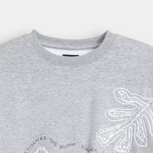 Sudaderas Casuales Grises para Mujer con Logotipo Bordado Personalizado, de Alta Venta, para Invierno, Estilo Urbano, Ecológicas - Product Image 3