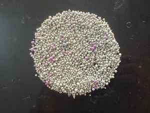 Arena para gatos redonda con gránulos de bentonita, embalaje estándar de exportación con bolsa estándar, gestión de residuos para gatos de primera calidad - Product Image 6