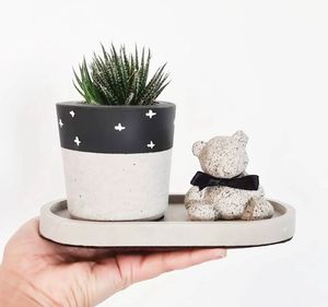 Petit pot en terre cuite de style nordique moderne, magnifique pot fait à la main avec plateau de base et trou de drainage pour les pots de fleurs au sol, y compris - Product Image 1