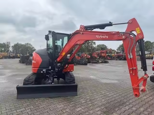 Miniexcavadora sobre orugas de segunda mano 2025 Kubota U 50-5 disponible - Product Image 3