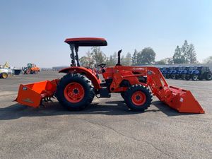 เครื่องจักรการเกษตร 2023 Kubota M7060 รถแทรกเตอร์ราคาดี - Product Image 3