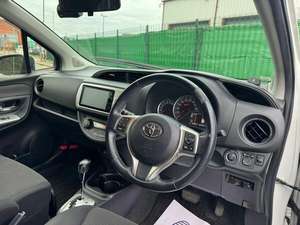 TOYOTA YARIS D'OCCASION CÔTÉ GAUCHE/CÔTÉ DROIT - Product Image 3